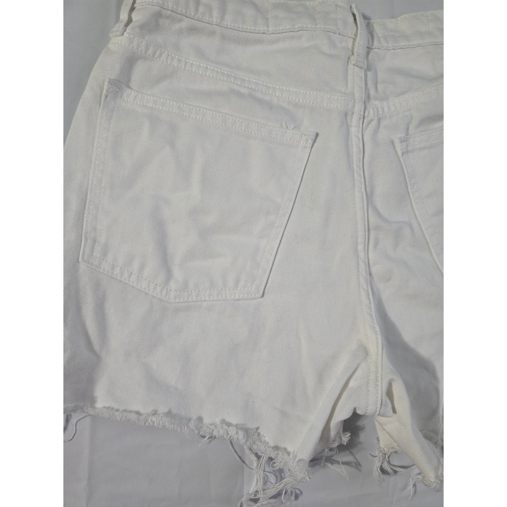 Universal Thread White Denim Boyfriend Shorts Size 4 High Rise Frayed Raw Hem - Picture 11 of 14